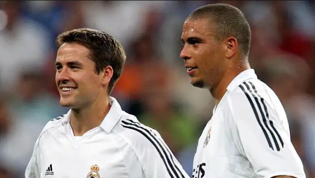 不占优势的 不占优势的