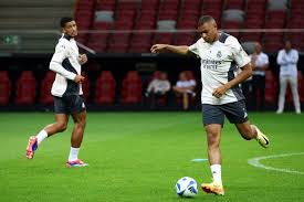 運動員必須 運動員必須